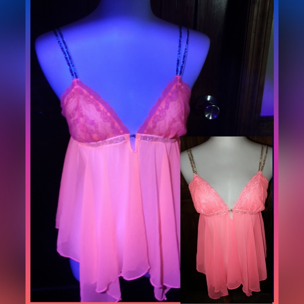 Victoria Secrets Glow in The Dark  Sexy Little Things Neon Nightie Set